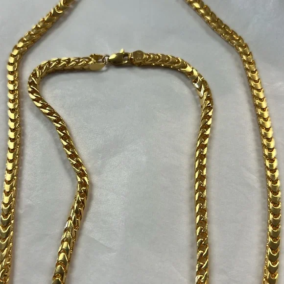 NEW Franco Solid 21K Gold Necklace 24” - Picture 2 of 3